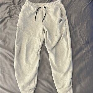 White nike tech pants, basically new